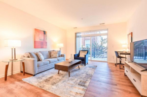 Modern Apt with Balcony ALH-12211